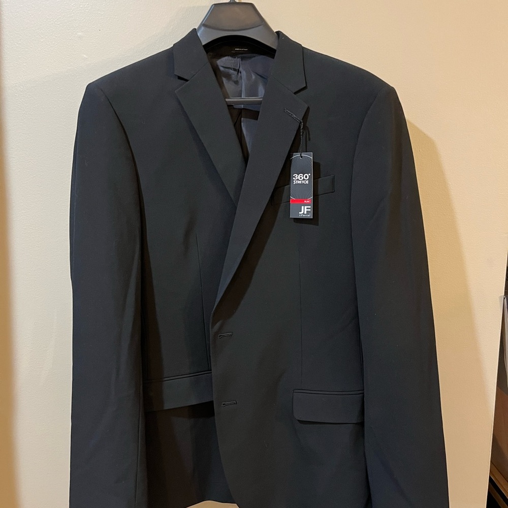 J. Ferrar black suit jacket. Slim fit. 44L